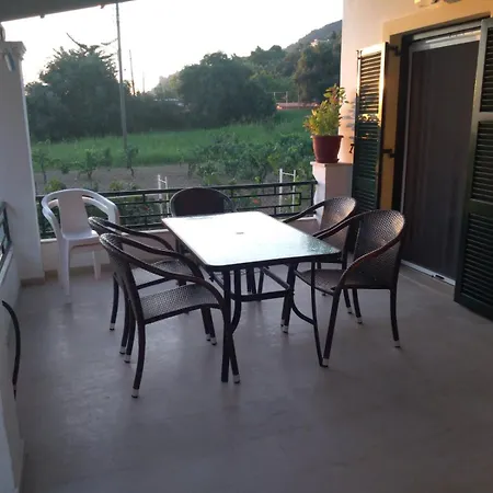 Apartament Front Maria *