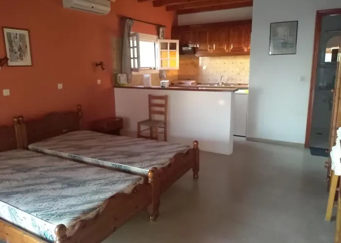 Apartment Front Maria